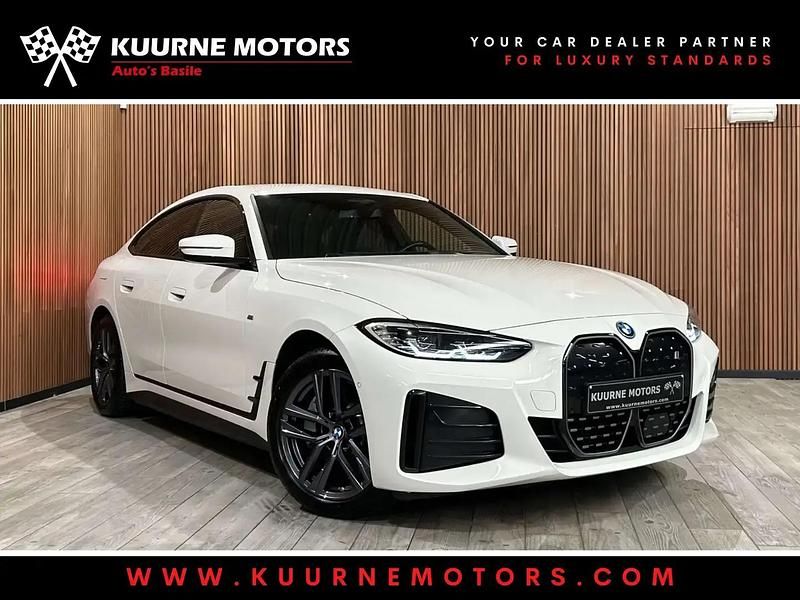 Blanc Utilisé 2023 BMW i4 M Sport Berline | 40 900 € (Super prix) - Image 1/4