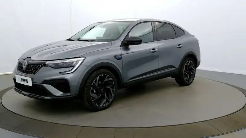 Gris Utilisé 2024 Renault Arkana Esprit Alpine SUV | 28 790 € (Prix assez cher) - Image 1/4