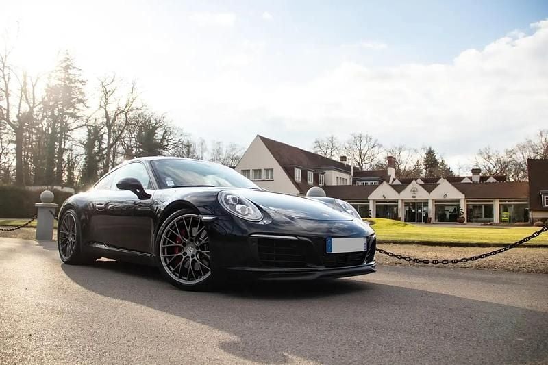 Utilisé 2015 Porsche 911 Carrera S Coupé | 91 000 € (Prix cher) - Image 1/4