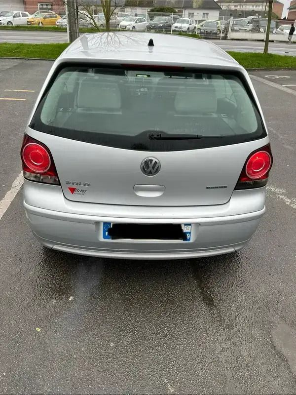 Image 2/4