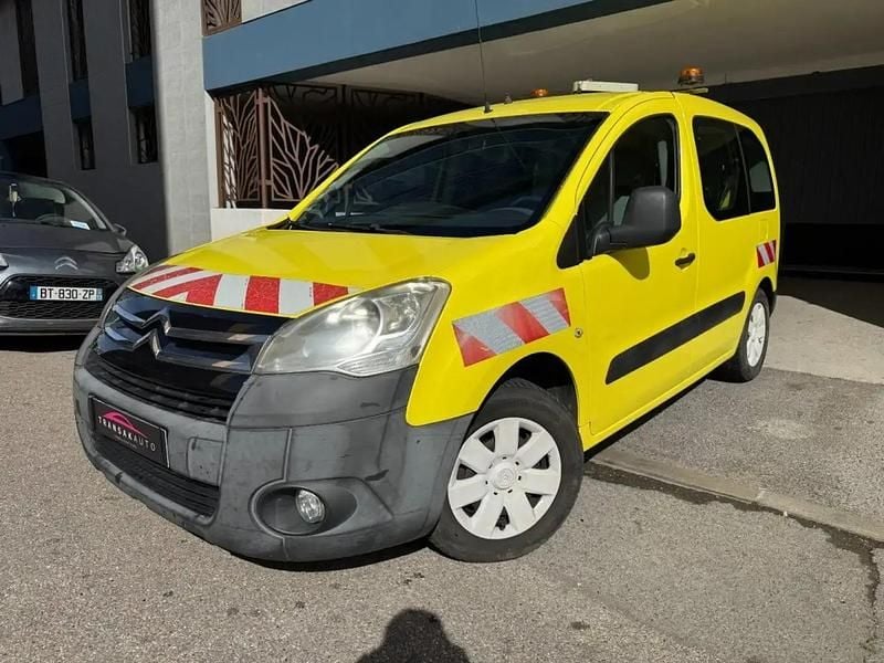 Jaune Occasion 2012 Citroën Berlingo Monospace | 5 990 € (Prix juste) - Image 1/4