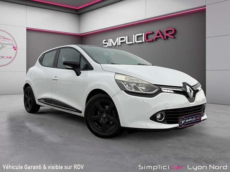 Occasion Renault Clio IV Expression 90 ch (66 kW) 2013 Blanc Citadine