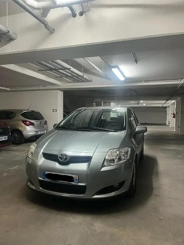 Occasion 2009 Toyota Auris Berline | 6 600 € - Image 1/4