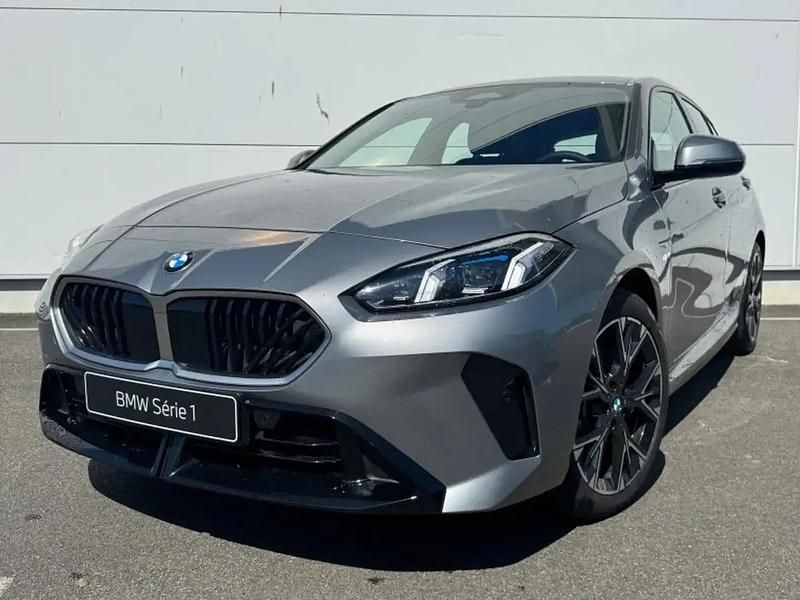 Gris Nouvelle 2025 BMW 120 M Sport Citadine | 42 940 € - Image 1/4