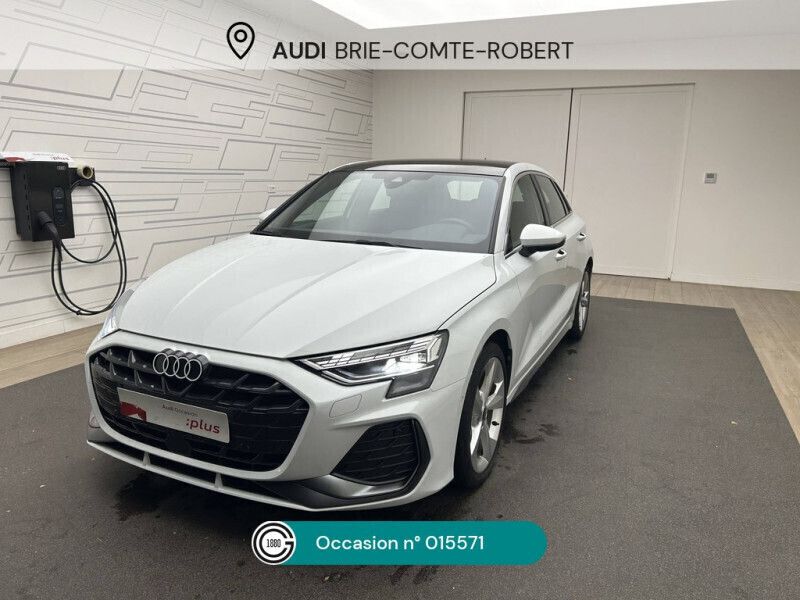 Noir Utilisé 2024 Audi A3 Sportback S-Line Berline | 39 990 € (Prix assez cher) - Image 1/4