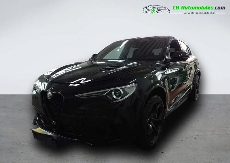 Utilisé 2022 Alfa Romeo Stelvio SUV | 68 300 € (Prix juste) - Image 1/4