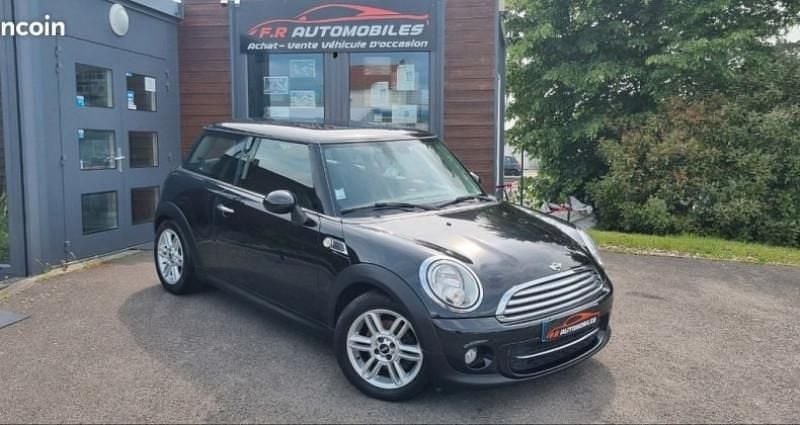 Occasion Mini Cooper Chili 112 ch (82 kW) 2013 Noir Citadine