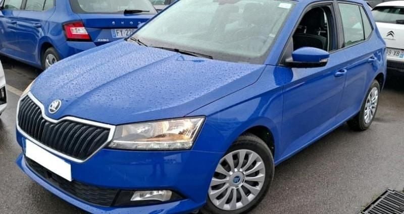 Bleu Occasion 2020 Skoda Fabia Business Line Citadine | 10 990 € (Bon prix) - Image 1/4