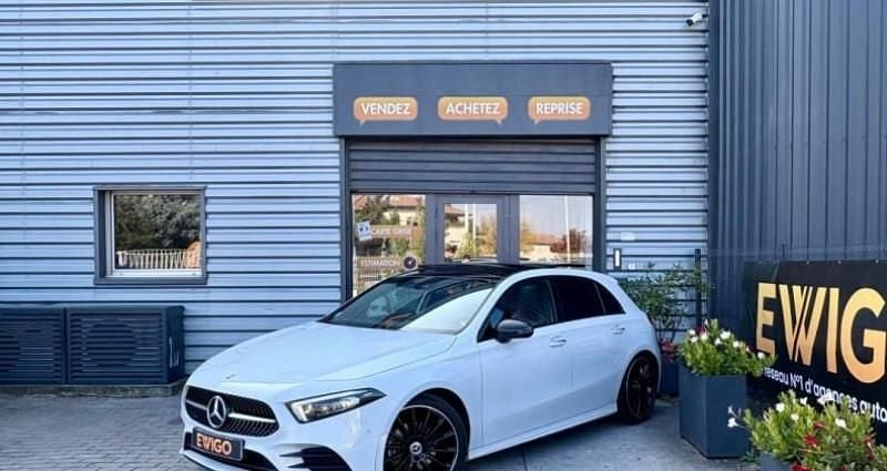 Blanc Utilisé 2021 Mercedes A200 AMG line Berline | 30 980 € (Prix juste) - Image 1/4