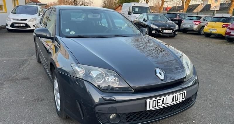 Occasion Renault Laguna III Black Edition 110 ch (80 kW) 2010 Berline