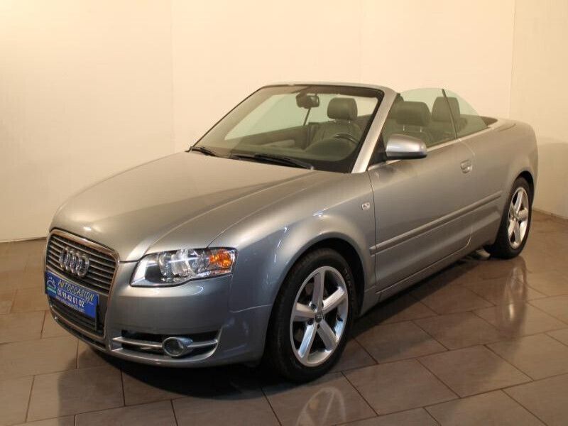 Gris Occasion 2008 Audi A4 Design Cabriolet | 14 990 € - Image 1/4