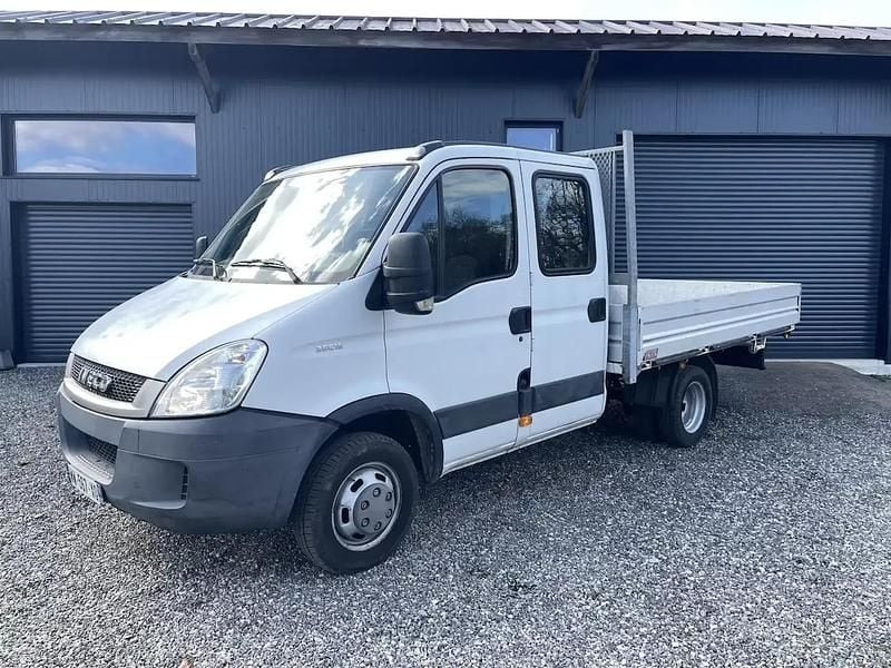 Occasion Iveco Daily 145 ch (106 kW) 2010 Blanc Berline