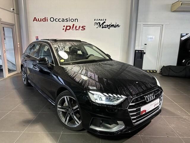 Noir mythe métallisé Utilisé 2022 Audi A4 Ambition Break | 34 990 € (Prix juste) - Image 1/4