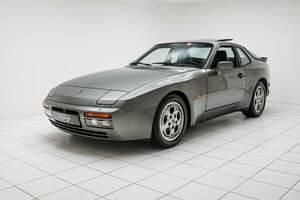 Gris Utilisé 1988 Porsche 944 Turbo Coupé | 79 500 € - Image 1/4