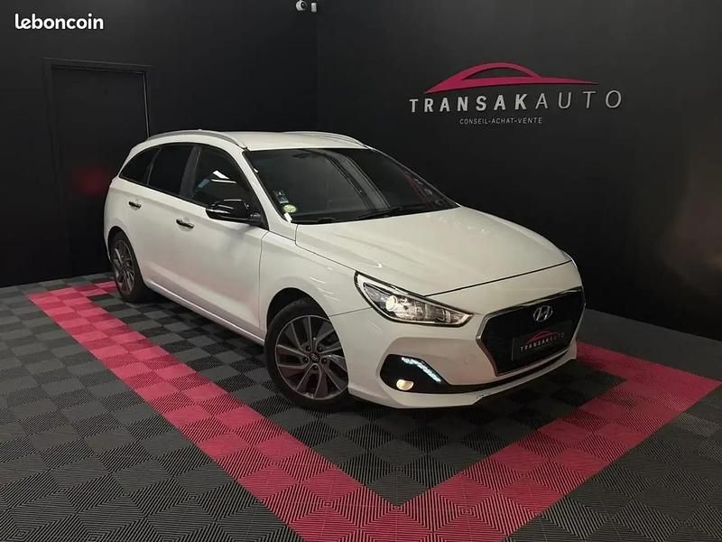 Blanc Utilisé 2018 Hyundai i30 Edition Break | 9 990 € (Prix juste) - Image 1/4