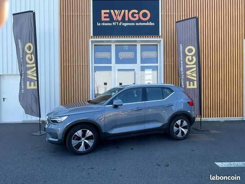 Gris Utilisé 2021 Volvo XC40 Business Edition SUV | 23 980 € (Prix juste) - Image 1/4