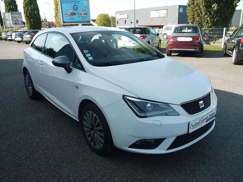Blanc Utilisé 2016 Seat Ibiza CONNECT Berline | 9 990 € (Prix juste) - Image 1/4