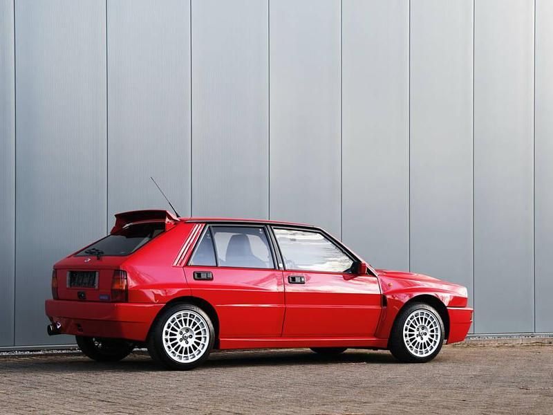 Rouge Utilisé 1991 Lancia Delta Berline | 86 000 € - Image 1/4
