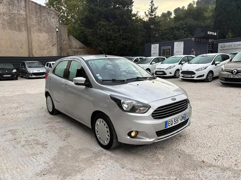 Gris Utilisé 2017 Ford Ka Ultimate Berline | 7 990 € - Image 1/4