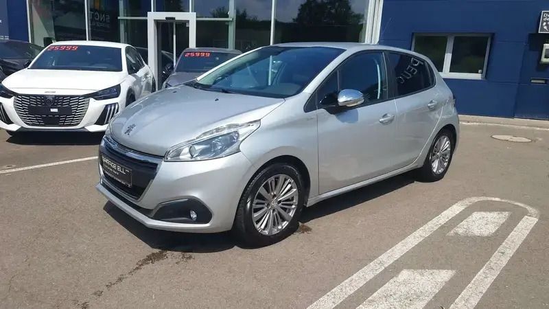Gris Utilisé 2018 Peugeot 208 Style Citadine | 9 990 € (Prix cher) - Image 1/4