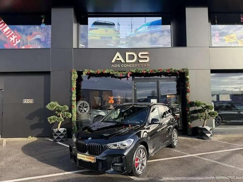 Noir Occasion 2022 BMW X1 Sport Line SUV | 28 990 € (Bon prix) - Image 1/4