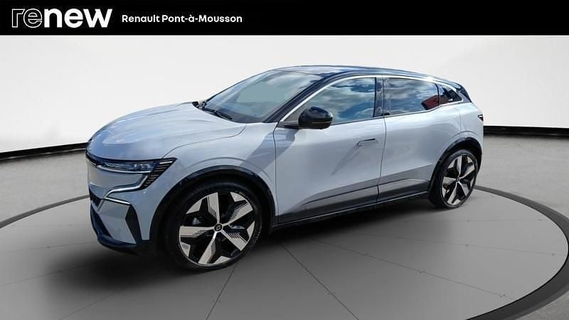 Gris Utilisé 2023 Renault Mégane Techno Berline | 23 899 € (Bon prix) - Image 1/4