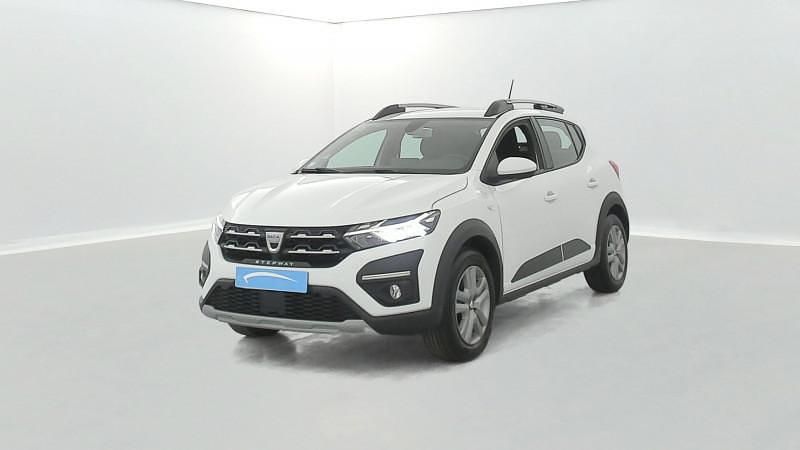 Utilisé 2021 Dacia Sandero Comfort Citadine | 11 990 € (Prix juste) - Image 1/4