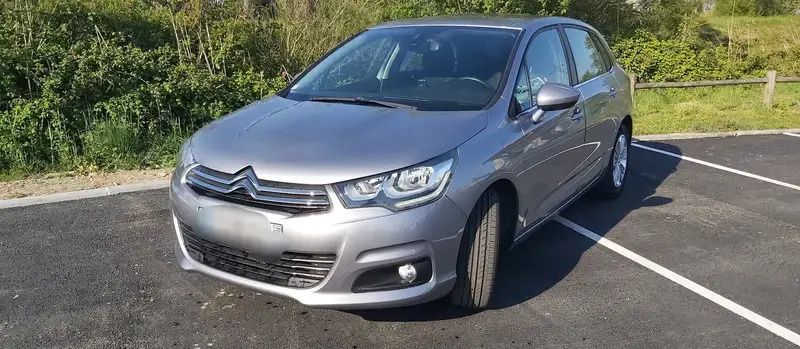 Gris Utilisé 2016 Citroën C4 PureTech Berline | 7 500 € (Super prix) - Image 1/4