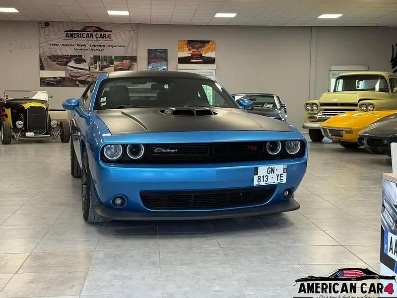 Bleu Utilisé 2017 Dodge Challenger Coupé | 54 990 € - Image 1/4