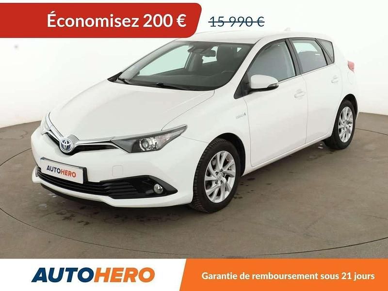 Occasion Toyota Auris Hybrid 136 ch (100 kW) 2018 Blanc Citadine