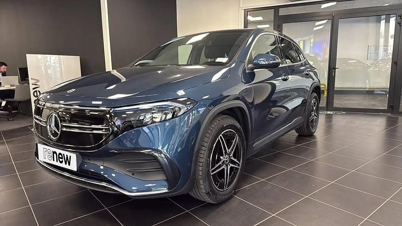 Bleu Utilisé 2023 Mercedes EQA250+ AMG line SUV | 33 790 € (Bon prix) - Image 1/4
