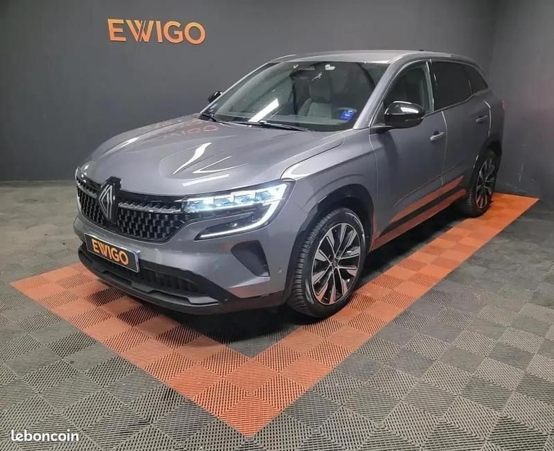Gris Utilisé 2024 Renault Austral Techno SUV | 27 990 € (Bon prix) - Image 1/4