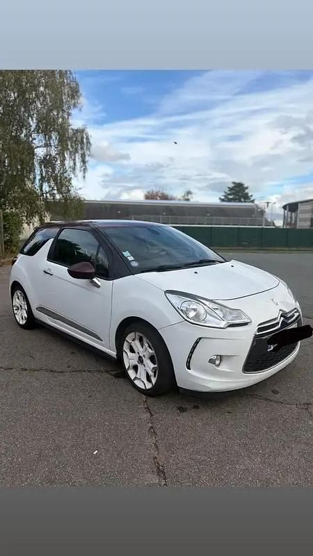 Blanc Utilisé 2012 Citroën DS3 Sport Chic Berline | 4 600 € (Prix juste) - Image 1/4