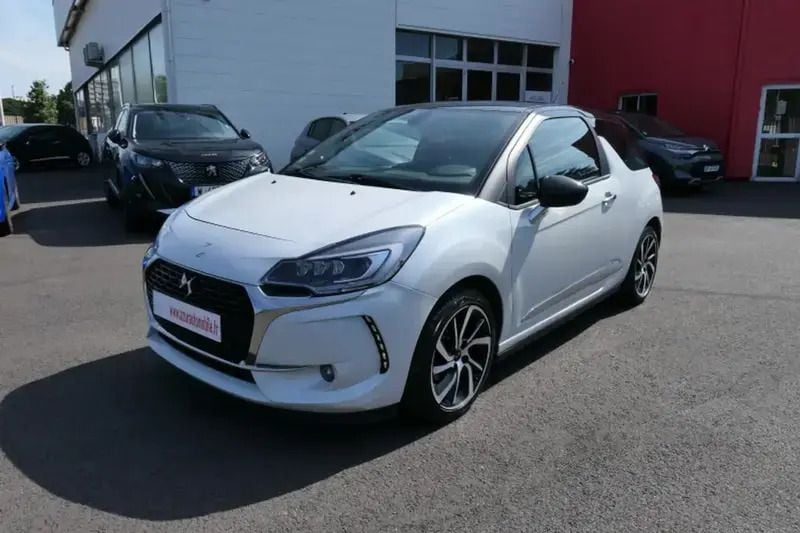 Occasion DS Automobiles DS3 So Chic 101 ch (74 kW) 2017 Berline