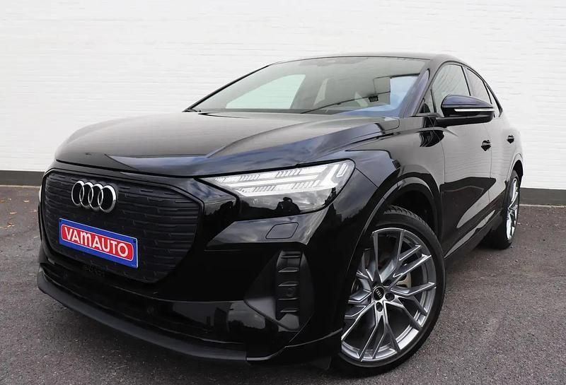 Noir Utilisé 2022 Audi Q4 Sportback e-tron S-Line SUV | 36 950 € (Prix juste) - Image 1/4