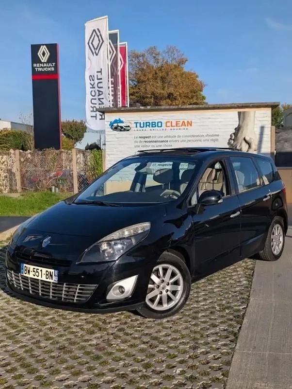 Utilisé 2011 Renault Grand Scénic III Dynamique Monospace | 3 290 € (Prix juste) - Image 1/4