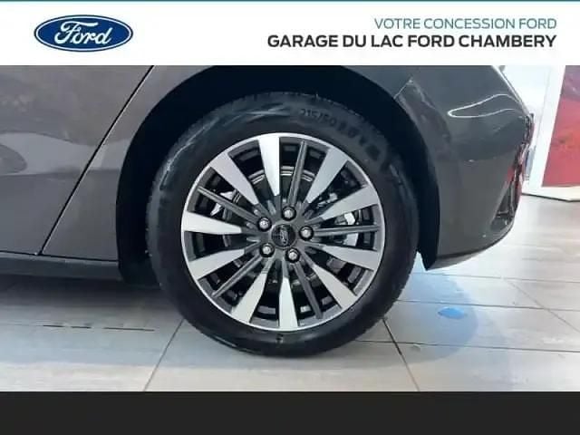 Occasion Ford Focus Titanium 2023 Gris magnetic métallisé premium Berline