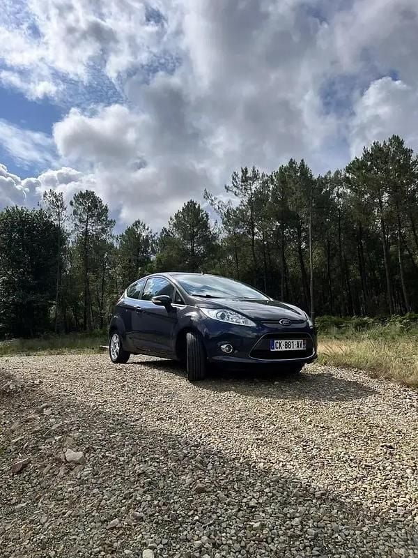 Utilisé 2012 Ford Fiesta Titanium Citadine | 5 990 € (Prix juste) - Image 1/4