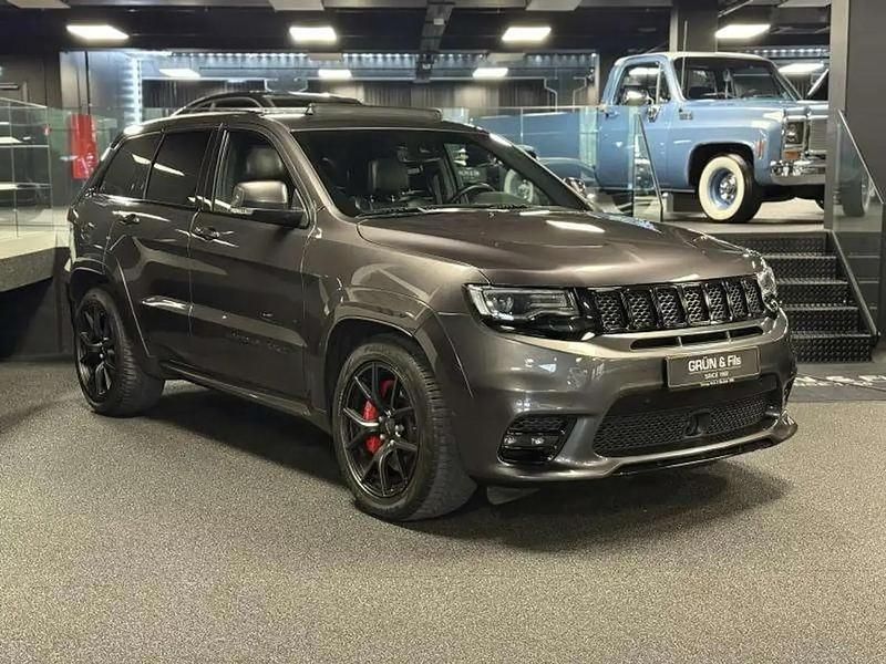 Gris Utilisé 2020 Jeep Grand Cherokee SRT SUV | 53 323 € (Prix assez cher) - Image 1/4