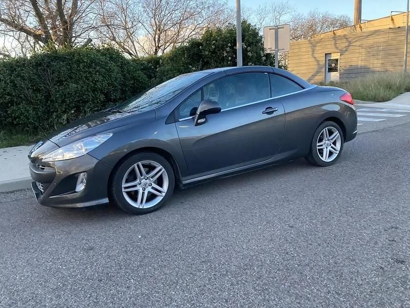 Occasion 2011 Peugeot 308 CC Cabriolet | 3 800 € (Prix juste) - Image 1/4