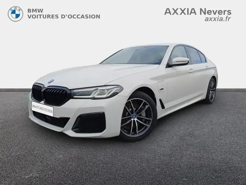 Blanc Utilisé 2023 BMW 530 M Sport Berline | 55 490 € (Prix assez cher) - Image 1/4