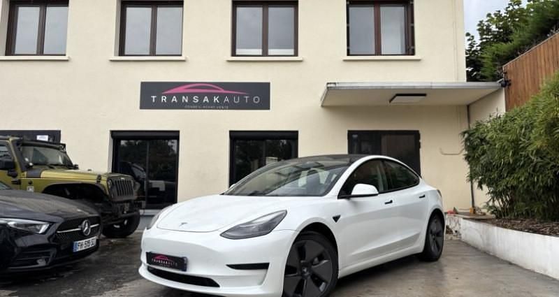 Utilisé 2021 Tesla Model 3 Standard Range Plus Berline | 23 990 € (Prix juste) - Image 1/4
