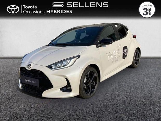 Noir Utilisé 2025 Toyota Yaris Hybrid | 26 880 € (Prix juste) - Image 1/4