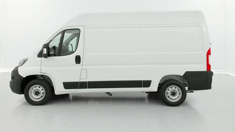 Occasion Fiat Ducato 140 ch (102 kW) 2023 Blanc Van