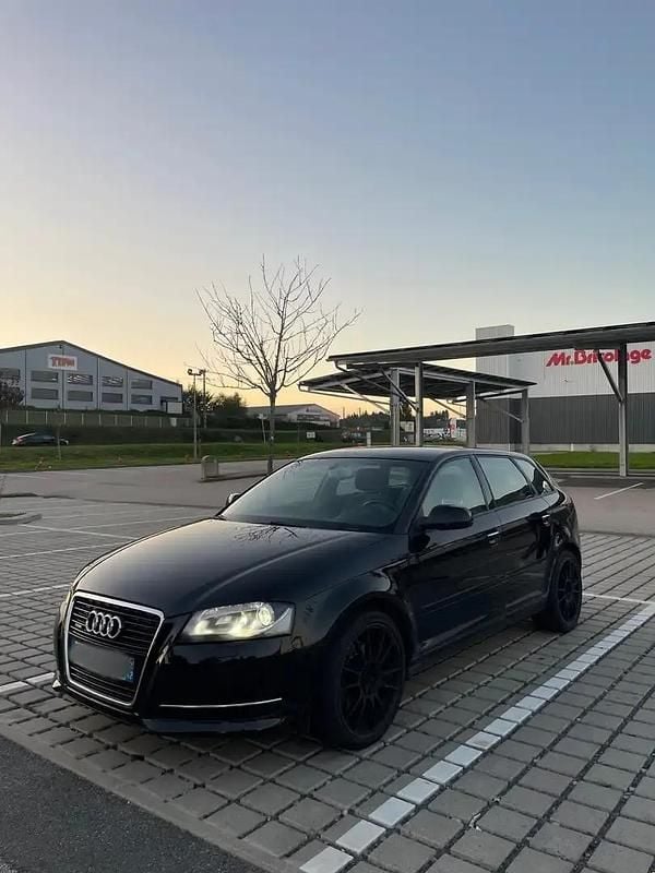 Utilisé 2012 Audi A3 Sportback Ambition Berline | 7 799 € - Image 1/4
