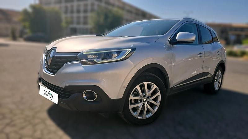 Gris Utilisé 2018 Renault Kadjar Zen SUV | 13 447 € (Bon prix) - Image 1/4