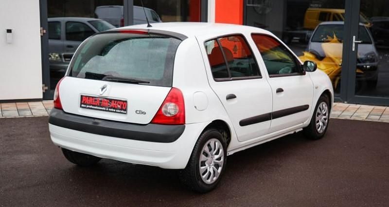 Occasion Renault Clio II 65 ch (47 kW) 2004 Blanc Citadine