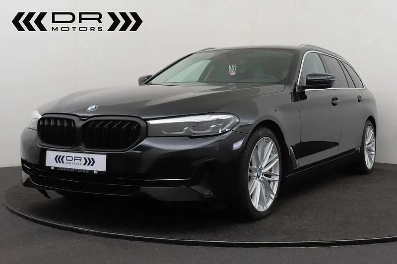 Noir Utilisé 2021 BMW 518 Break | 29 995 € (Prix juste) - Image 1/4