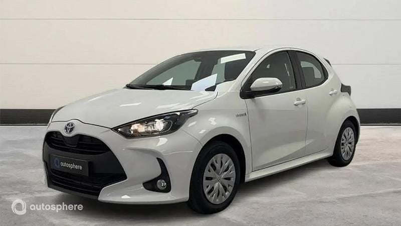 Utilisé 2021 Toyota Yaris Hybrid Business Edition Berline | 17 990 € (Bon prix) - Image 1/4