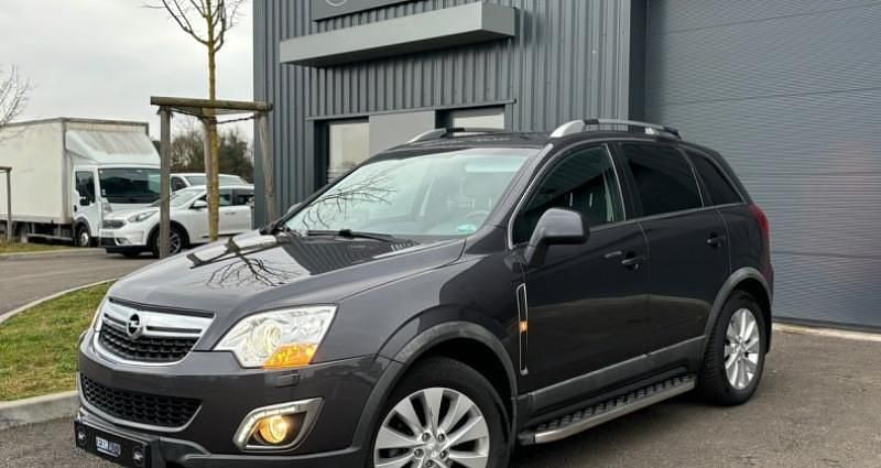 Noir Occasion 2014 Opel Antara Cosmo SUV | 9 990 € - Image 1/4